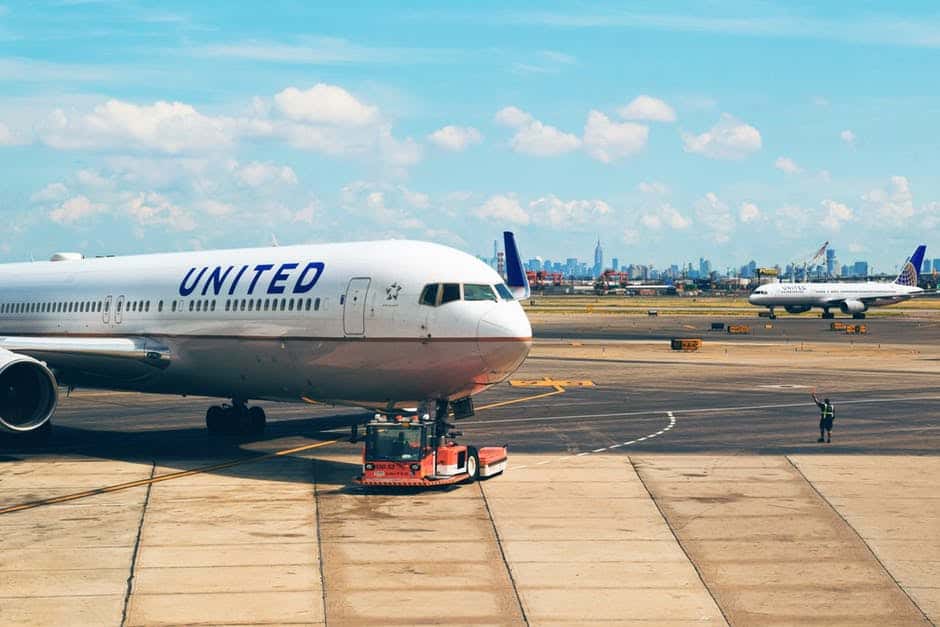 United Aeroplane in Airport